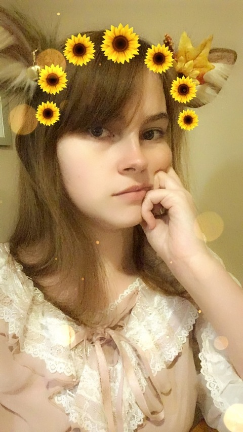 Header of absolutequeennaomi