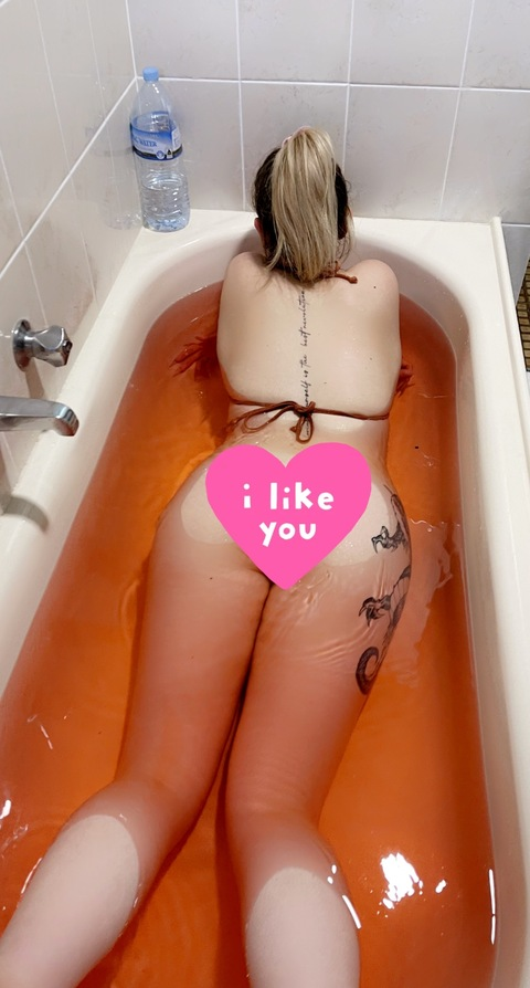 Header of babyyygalllxx