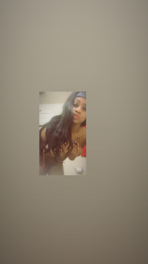 Header of destiannaa