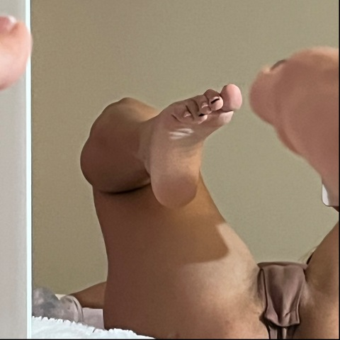 Header of facelessg0ddess