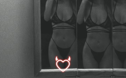 Header of honeybabyhoney