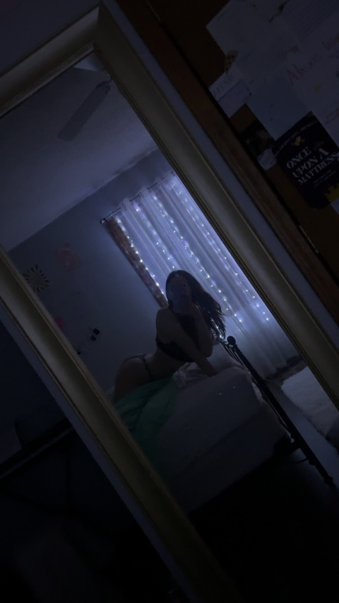Header of lexysexy28