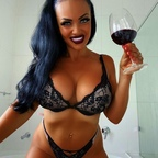 sarahxjane Profile Picture