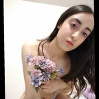 strawbeeerry Profile Picture