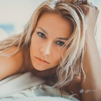 u196981807 Profile Picture