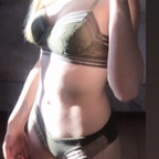 violette19 Profile Picture